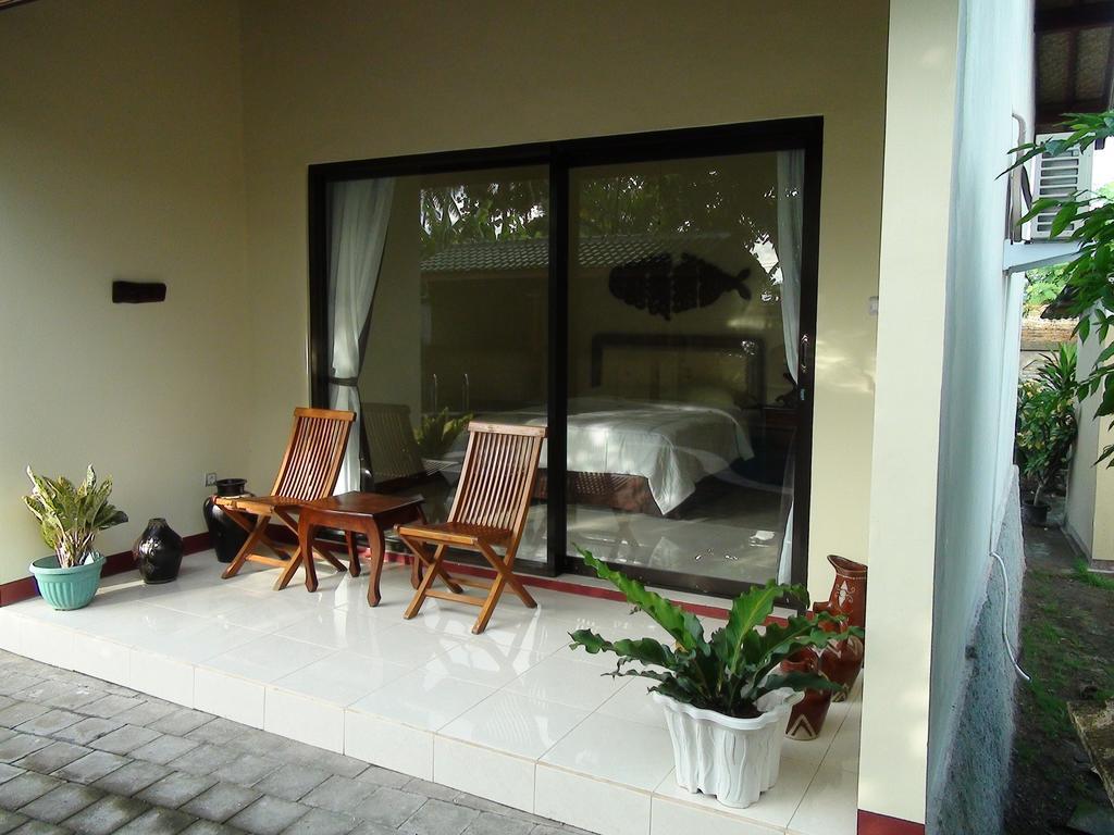 Villa Yukie Senggigi Montongbuwoh 部屋 写真
