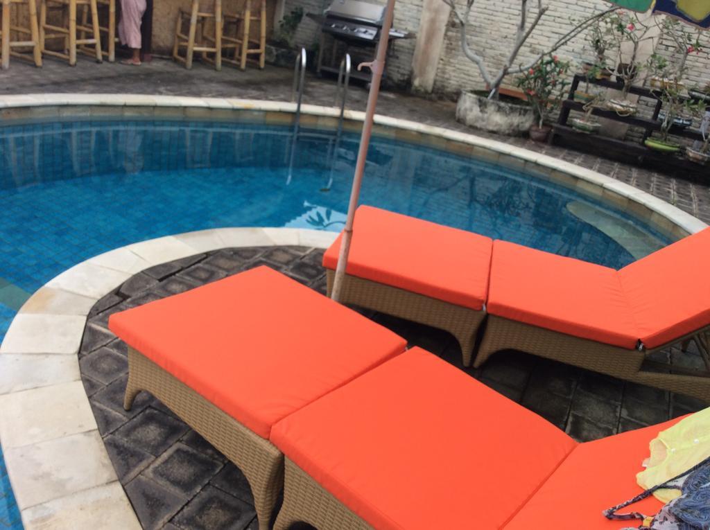 Villa Yukie Senggigi Montongbuwoh エクステリア 写真