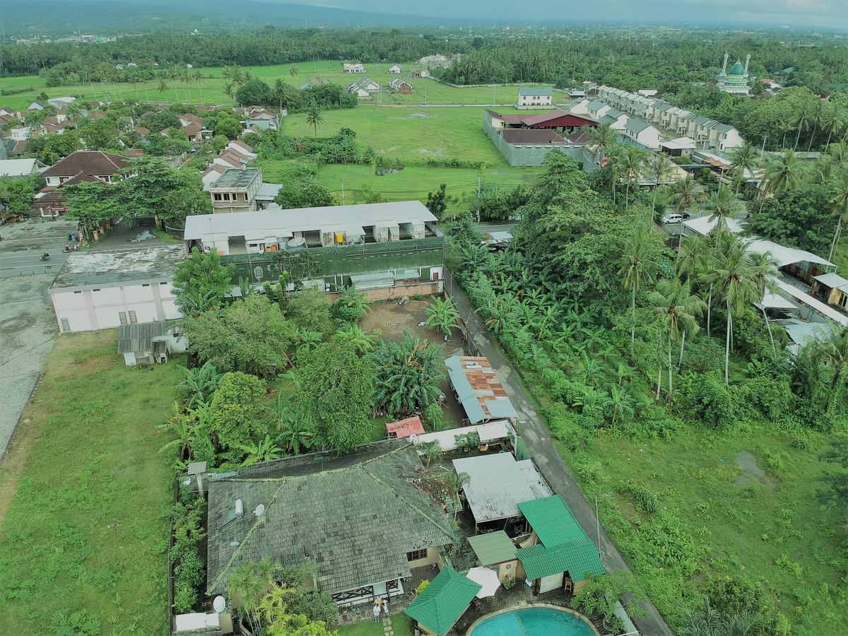 Villa Yukie Senggigi Montongbuwoh エクステリア 写真