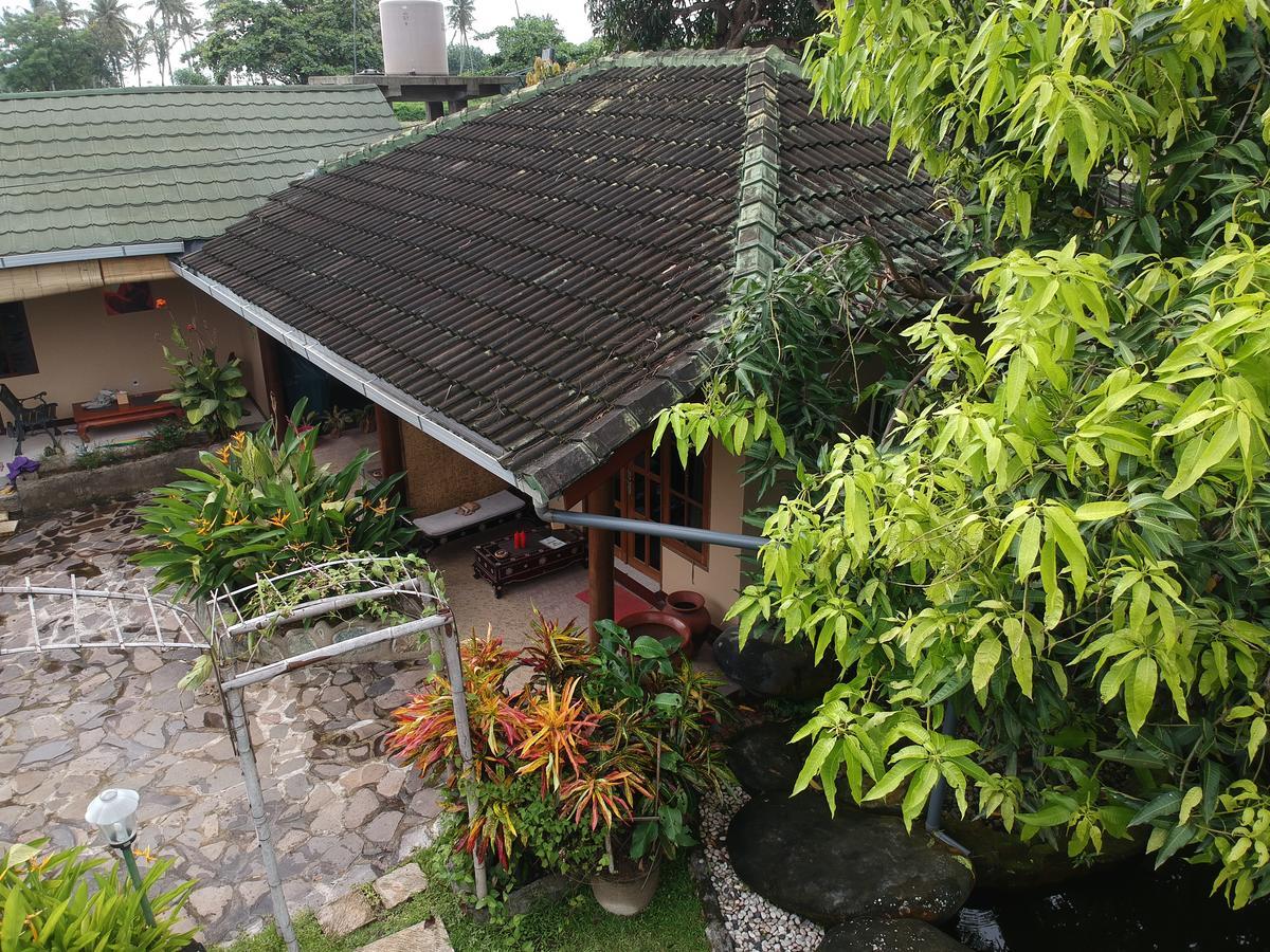 Villa Yukie Senggigi Montongbuwoh エクステリア 写真